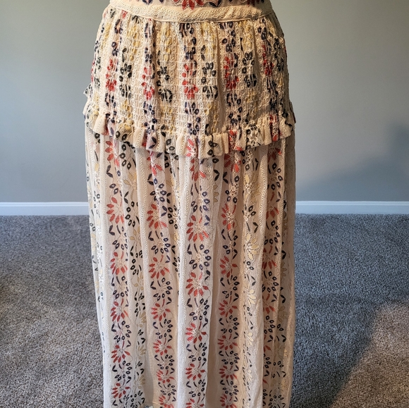 V. Cristina– Lt. Pastel, Orange, Blue, Peach/Natural Crochet Maxi Skirt (Size L) - Picture 9 of 15